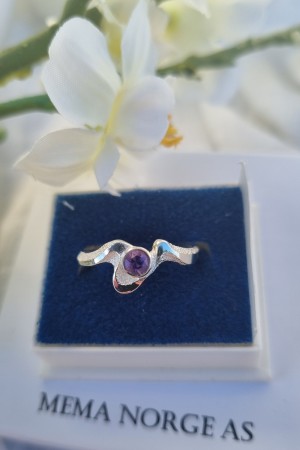 Sølvring m/ametyst, str 53 - Design Kalevi Sara of Finland, regulerbar