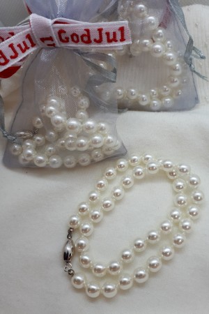 Akoya perlekjede, knytt mellom hver perle, 8mm hvite perler, 45cm